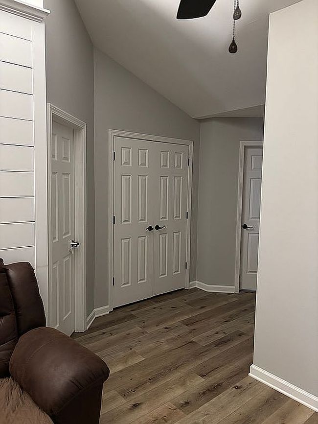 Additional photo 1 of property located at 103 Osage Dr