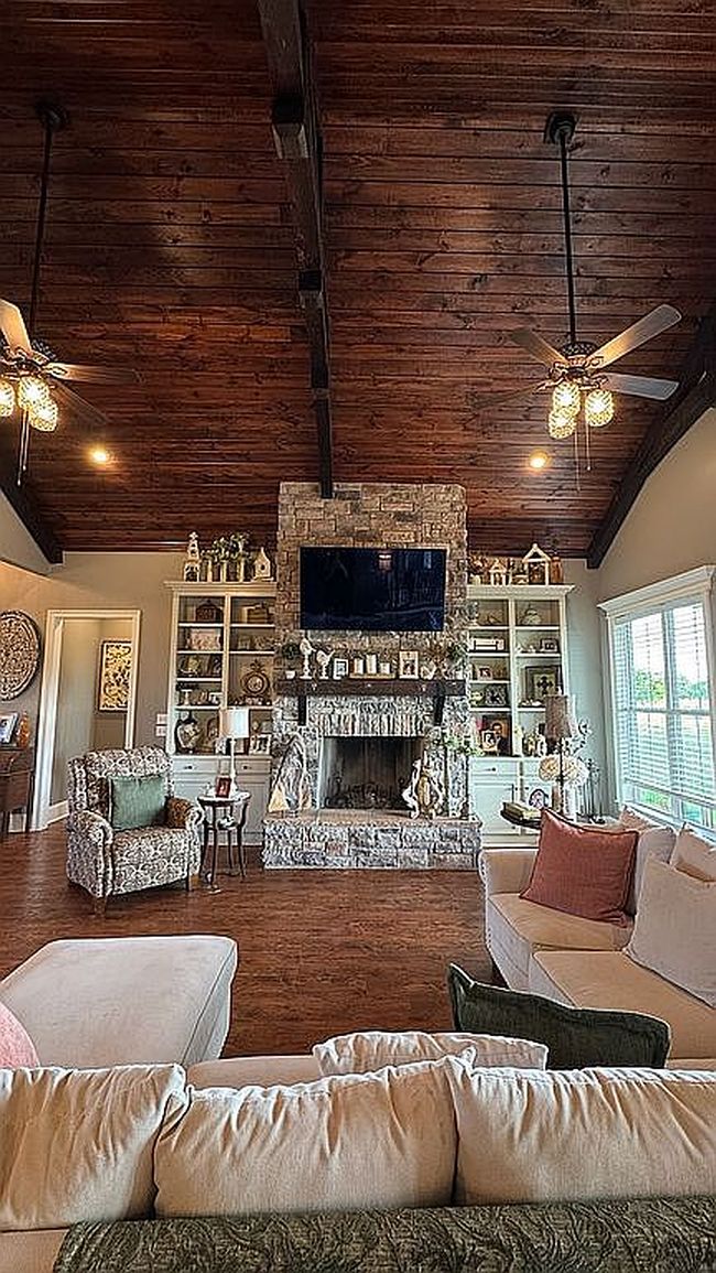 Photo of 446 Colt Ave, Ville Platte, LA