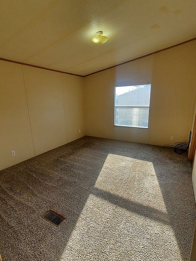 Image of 38 Forsythia Dr