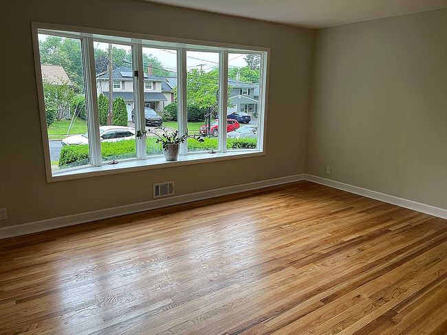 Photo of 2 Perry Rd, Bloomfield, NJ
