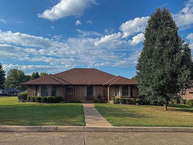 Photo of 2107 Hummingbird Ln
