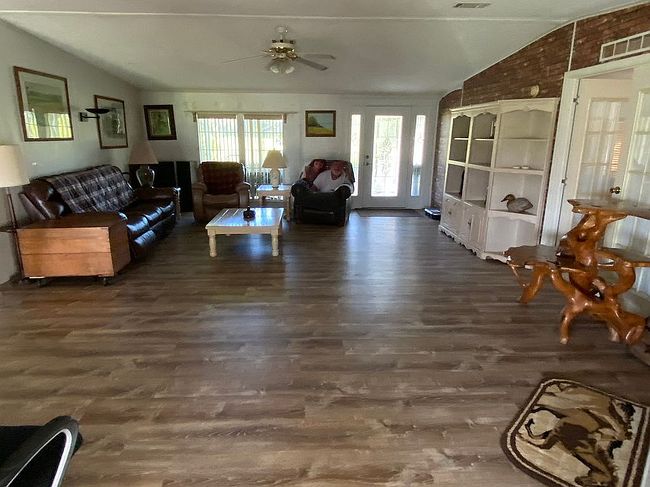 Photo of 5559 Sw 42nd Pl, Bell, FL