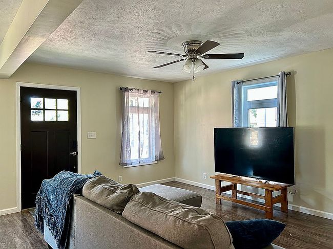 Photo of 521 Grove St, Morgantown, WV