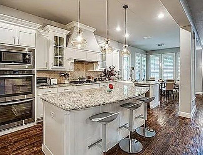 Photo of 404 Bennington Ln, Keller, TX