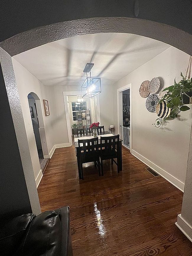 Image of 736 Greenlawn Ave