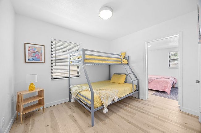 Additional photo 1 of property located at 307 Vesta Cir