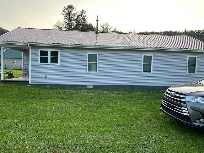 Photo of 108 7th St, Parsons, WV
