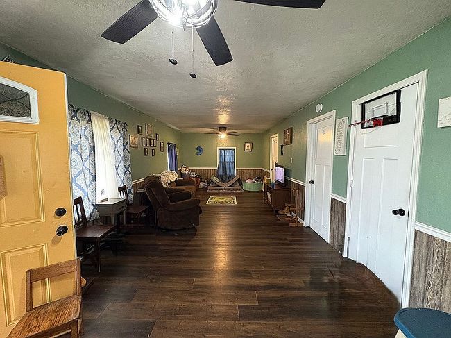 Photo of 499 E 3050th Ave, Ramsey, IL
