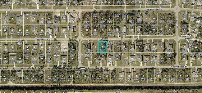 Photo of 467 Westdale Ave, Lehigh Acres, FL