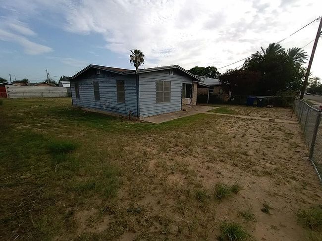 Photo of 203 W San Jose St, Laredo, TX