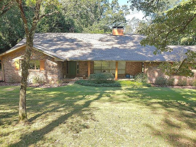 Photo of 428 Wesleyan Dr