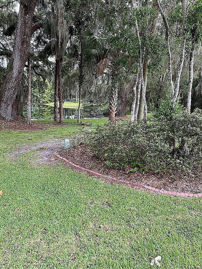Photo of 940 Village Green Rd, Deland, FL