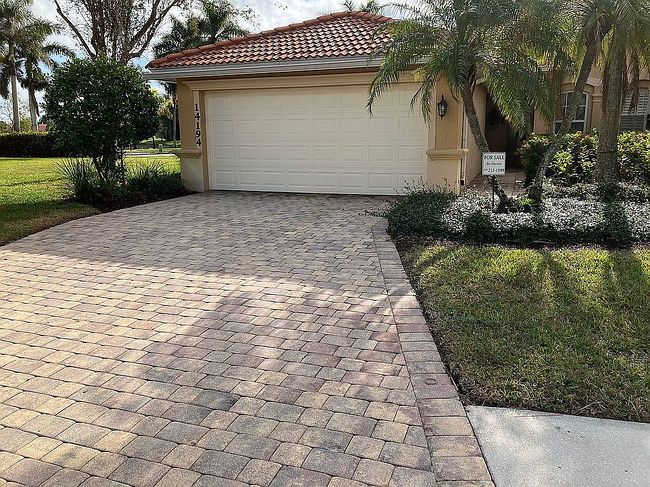 Image of 14194 Fall Creek Ct
