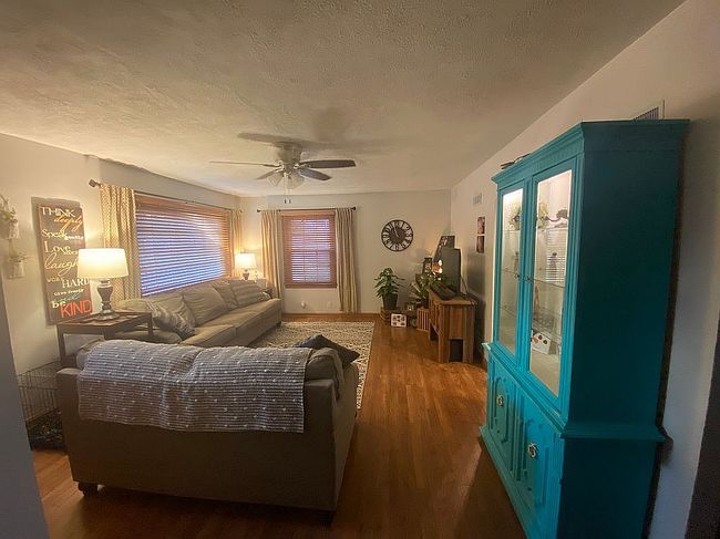 Image of 816 S Saint John Ave