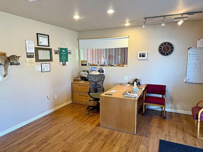 Image of 2337 N Ferguson Ln