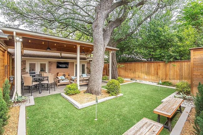 Photo of 3617 Northwest Pkwy, Dallas, TX