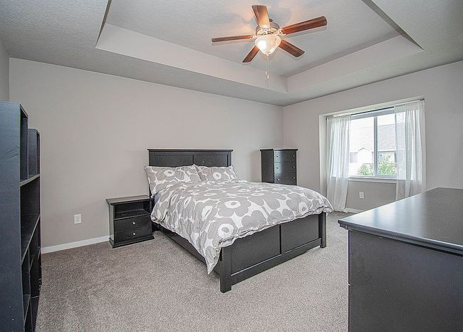 Image of 733 Ne Macey Way