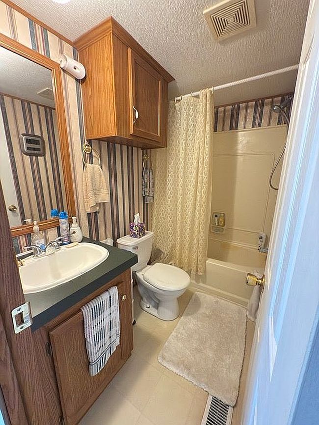 13403 S 79th East Ave #701, Bixby, OK