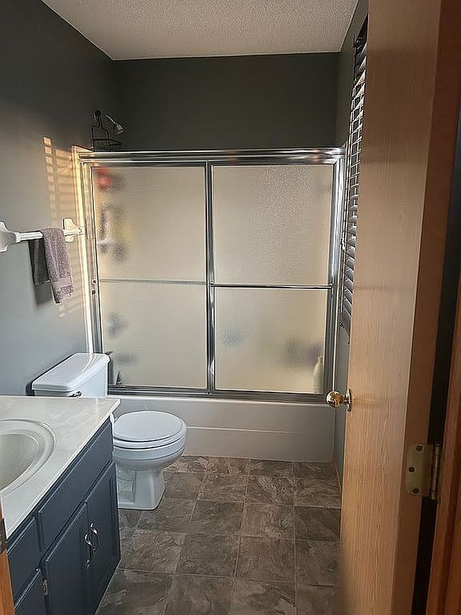Image of 3879 Shannon Dr
