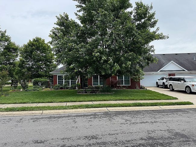 Image of 245 Woodlake Dr