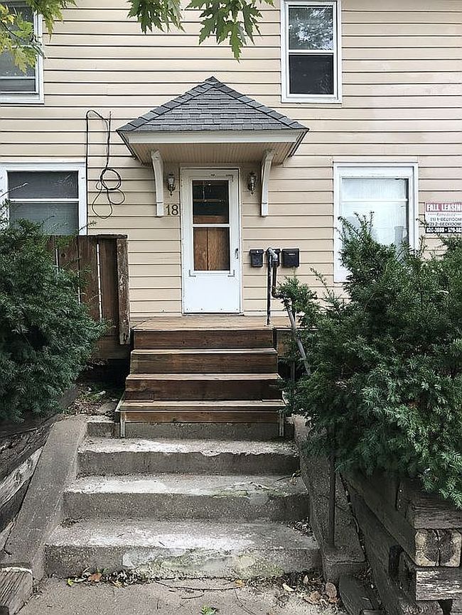 Image of 18 N Dodge St