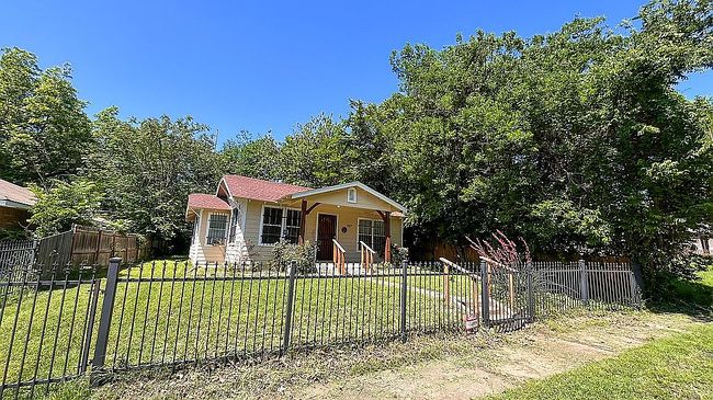 Image of 3237 Hanger Ave