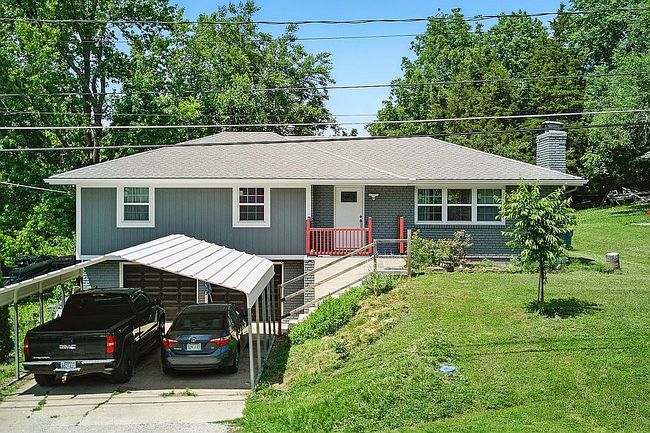 5634 Yecker Ave, Kansas City, KS