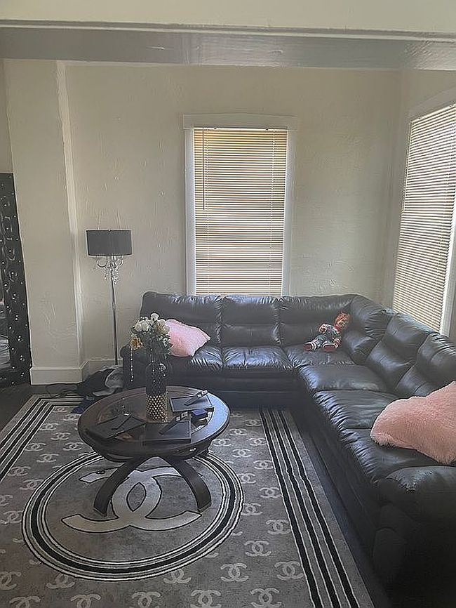 Image of 518 W Lincoln St