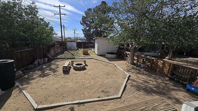 Image of 733 W Graaf Ave