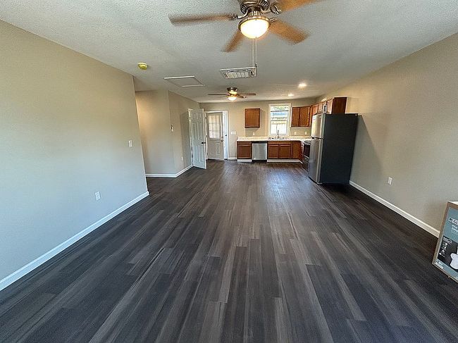 Photo of 4747 W Saint Louis Ave, Wichita, KS
