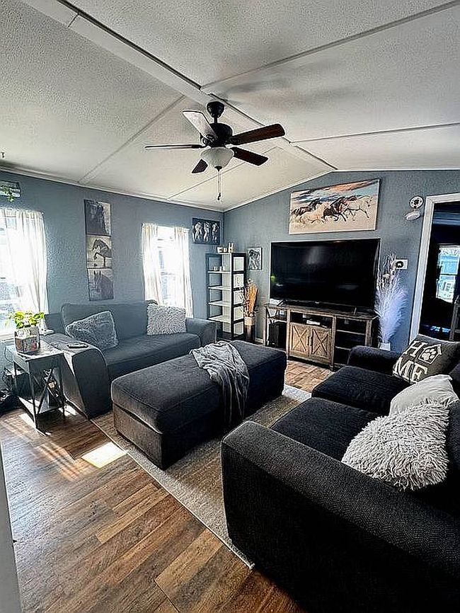 Photo of 136 Buffalo Orchard Trl, Bozeman, MT