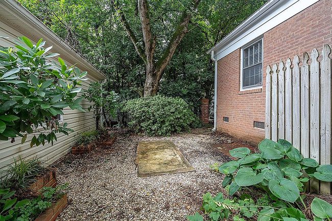 Photo of 1240 Worcaster Pl, Charlotte, NC