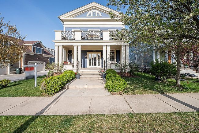 Image of 1126 Burns Ave