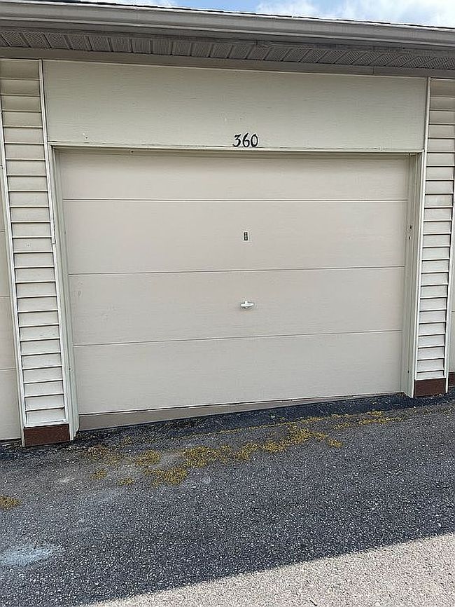 Image of 360 Spring Brooke Dr