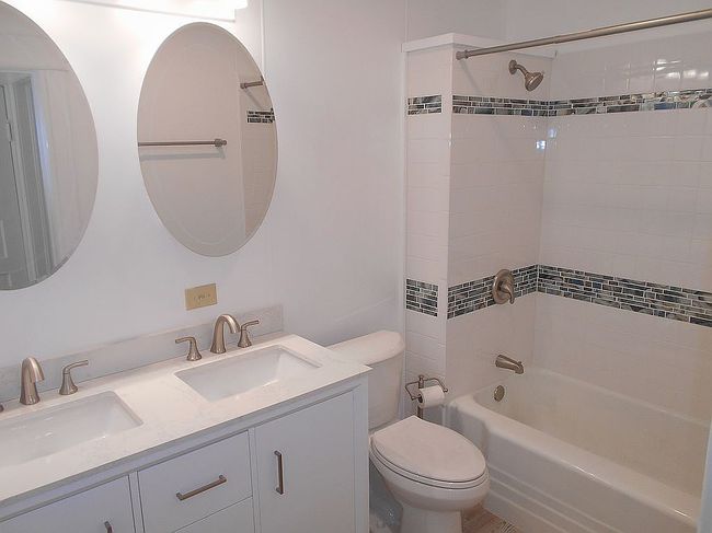 Image of 801 N Washington St