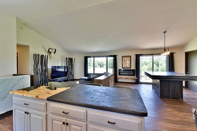 33432 88th Ave, Saint Joseph, MN