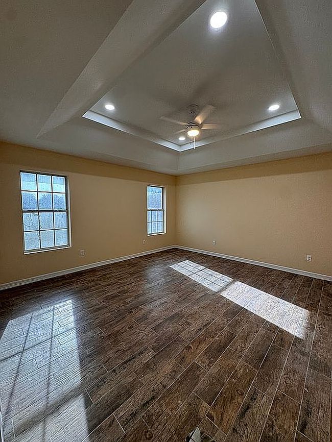 Image of 476 Texas Dr