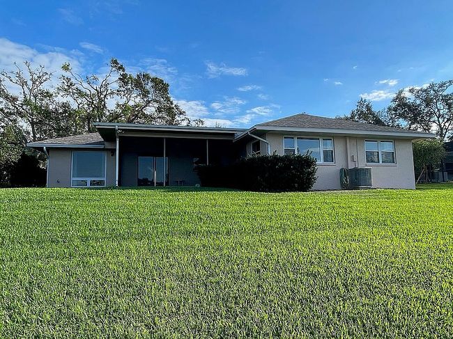Image of 601 Riviera Bay Dr Ne