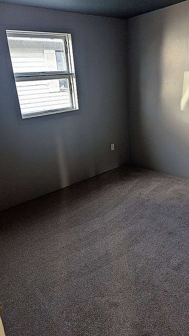 Image of 906 N 6th Ave