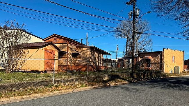 Image of 501 Woodlawn St