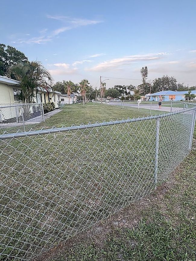 Additional photo 3 of property located at 3402 15th Ave W