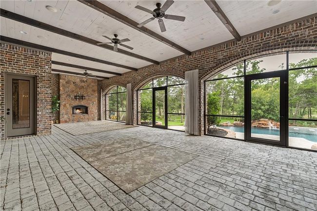 Image of 5397 Majestic Oaks Ct