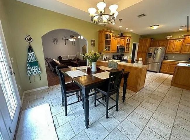 Image of 23982 S Mitchell Ln