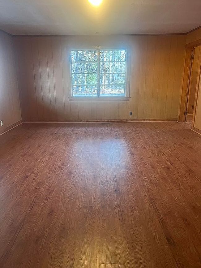 Image of 900 Brown St