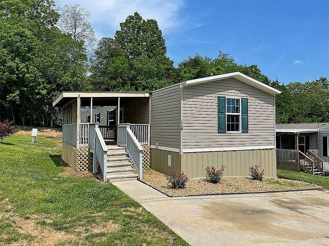 Photo of 118 Brookfield Dr, Clinton, TN