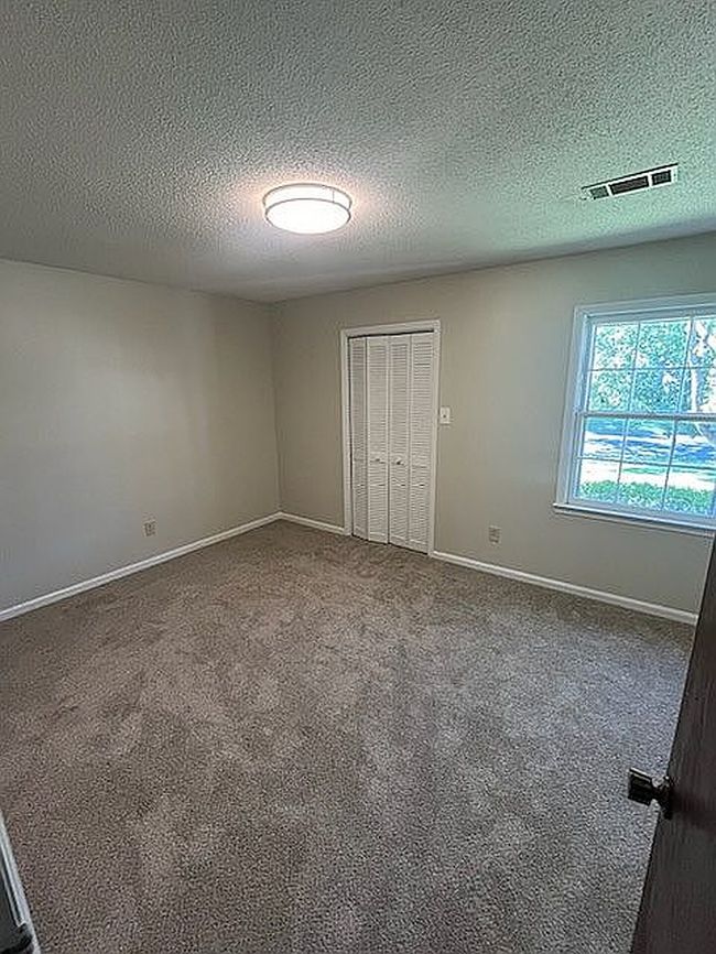 Image of 205 Esplanade Dr