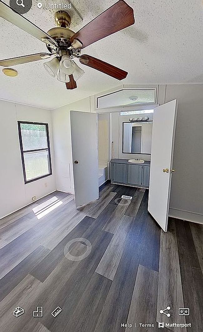 Image of 121 Nesting Ln #2