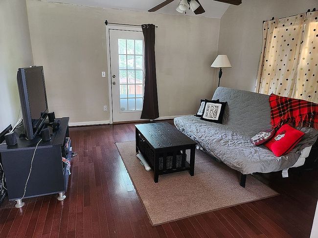 Photo of 639 Radford Cir, Woodstock, GA