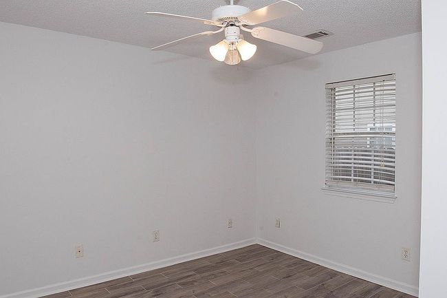 Photo of 204 Falkirk Dr, Warner Robins, GA