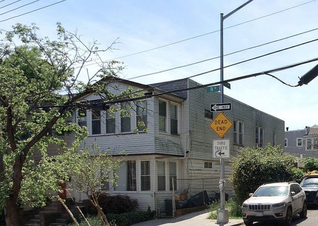 Photo of 8502 76th St, Jamaica, NY